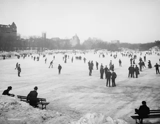 Schlittschuhlaufen im Central Park, New York, ca. 1900-06